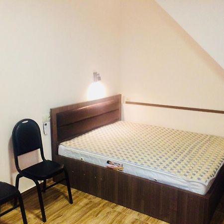 Apartment Gorgasali_57 Batumi Esterno foto
