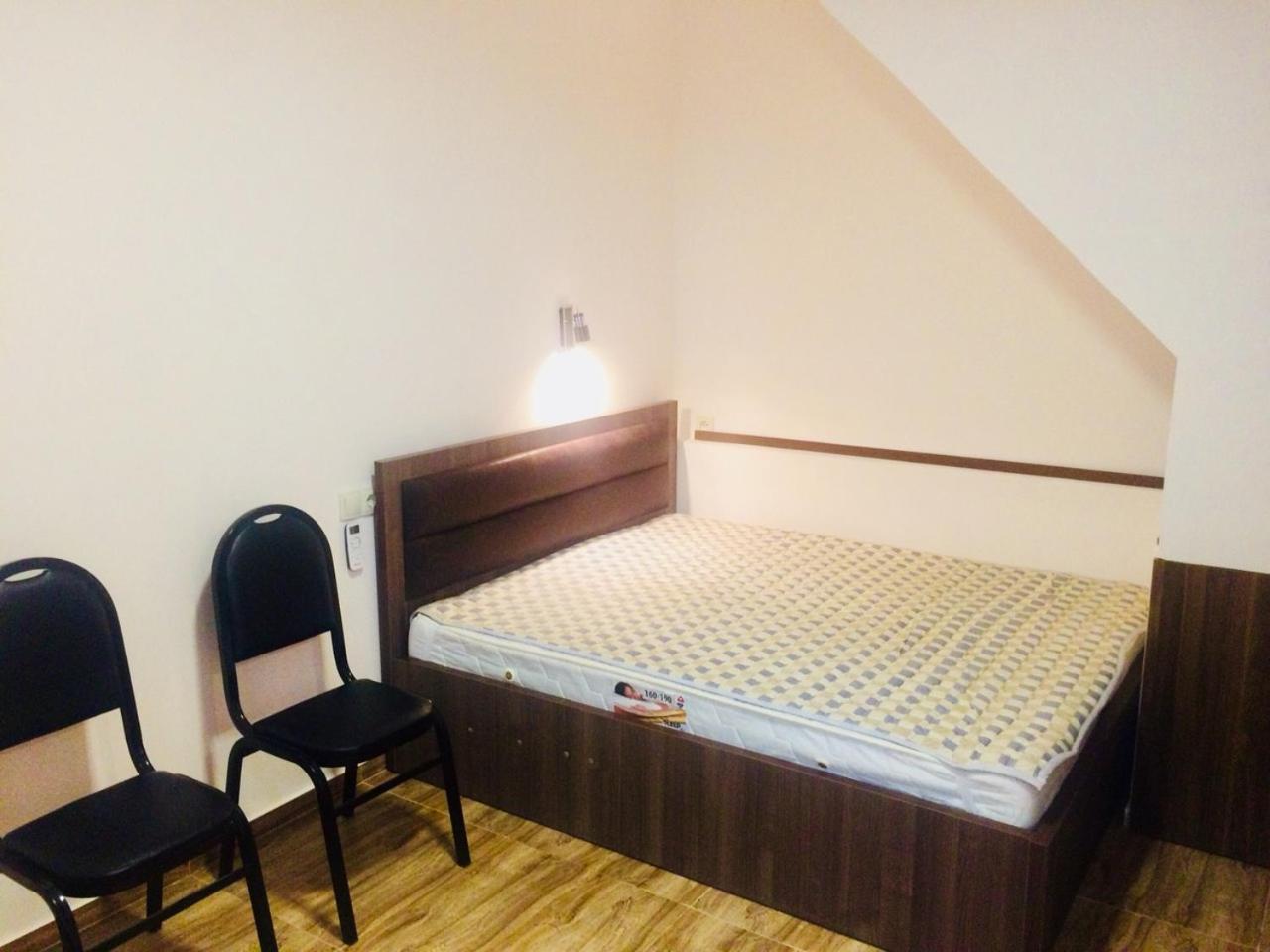 Apartment Gorgasali_57 Batumi Esterno foto