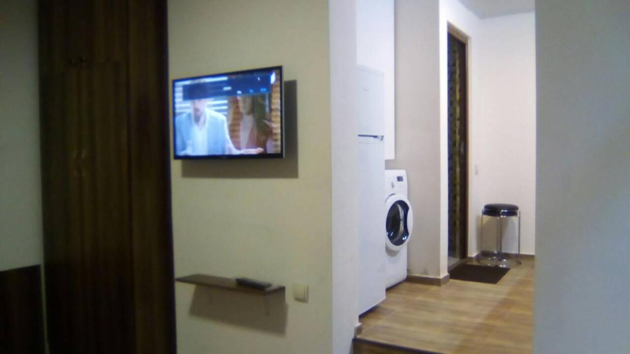 Apartment Gorgasali_57 Batumi Esterno foto